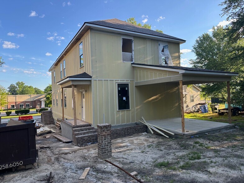 Building Photo - 2516 Richland St