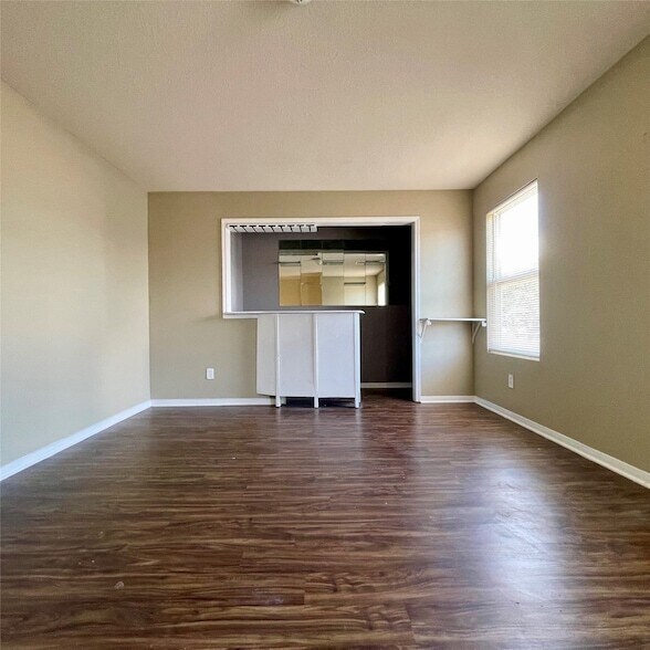 Building Photo - 17838 June Forest Dr