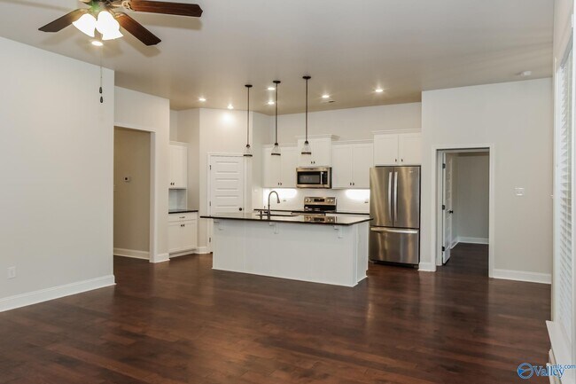 Building Photo - 27462 Dieken Dr