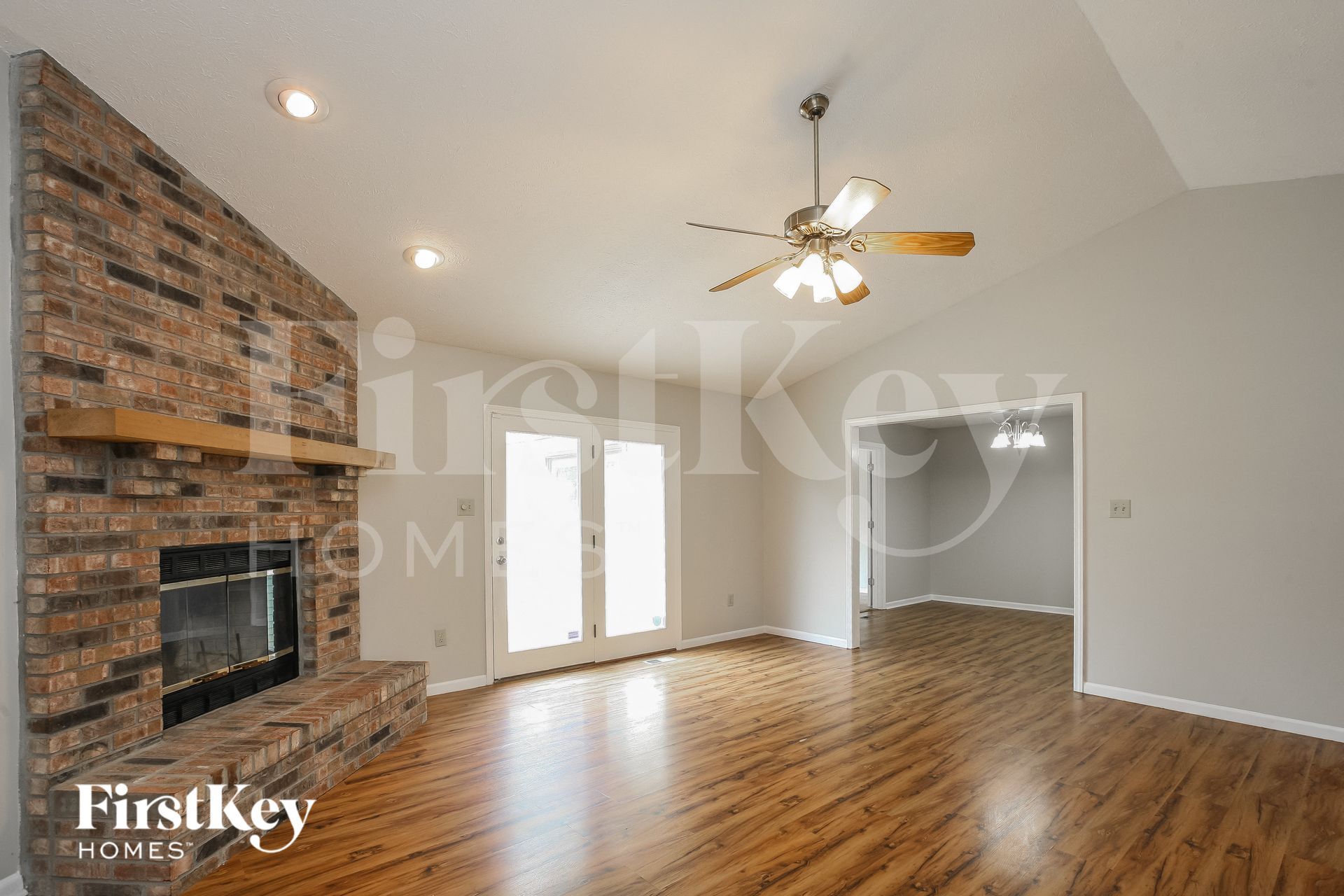 Building Photo - 8522 Summertree Ln