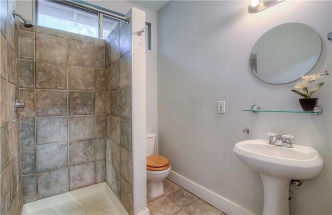 Building Photo - 4517 Avenue F