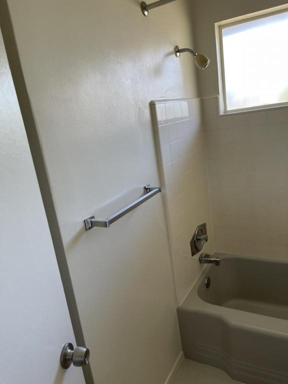 Building Photo - 4903 Whitehaven Way