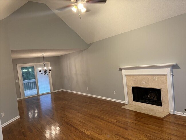 Building Photo - 5045 Bayberry Ct