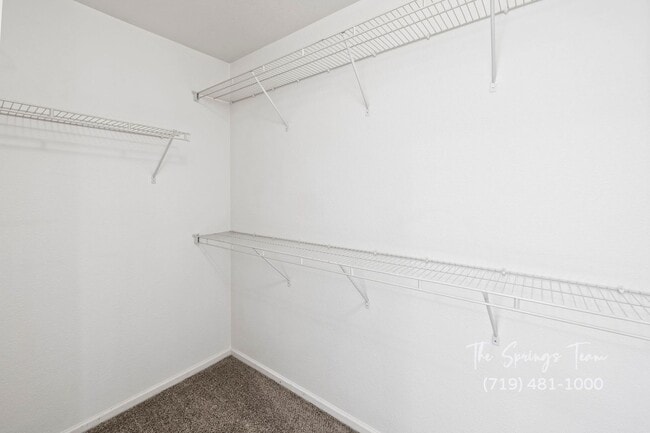 Building Photo - SPACIOUS 3BD/2.5BA TOWNHOME at THE BLUFFS AT SPRING CREEK with A/C **$500 move-in credit with a 1...