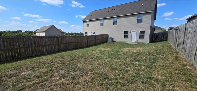 Building Photo - 5007 SW Fieldstone Blvd