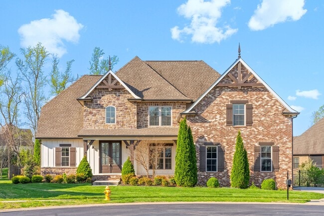 Building Photo - 250 Harrowgate Dr