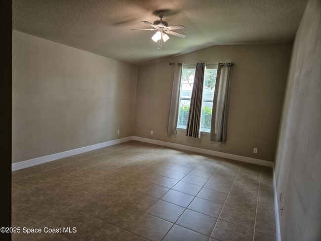 Building Photo - 3839 Poseidon Way