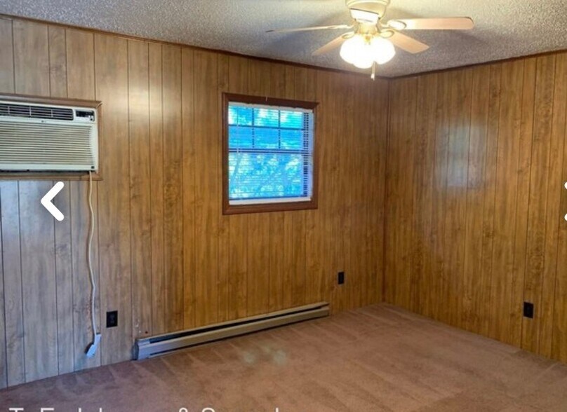 Building Photo - 3950 Bradford Ct
