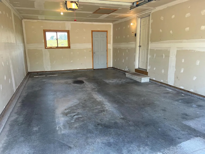 Building Photo - 502 N Steven Ave