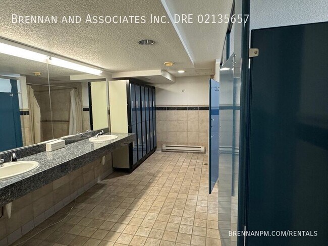 Building Photo - 850 Beech St