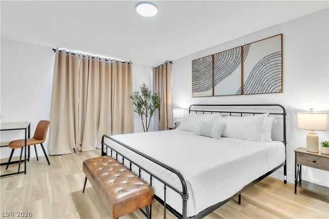 Building Photo - 3930 University Center Dr