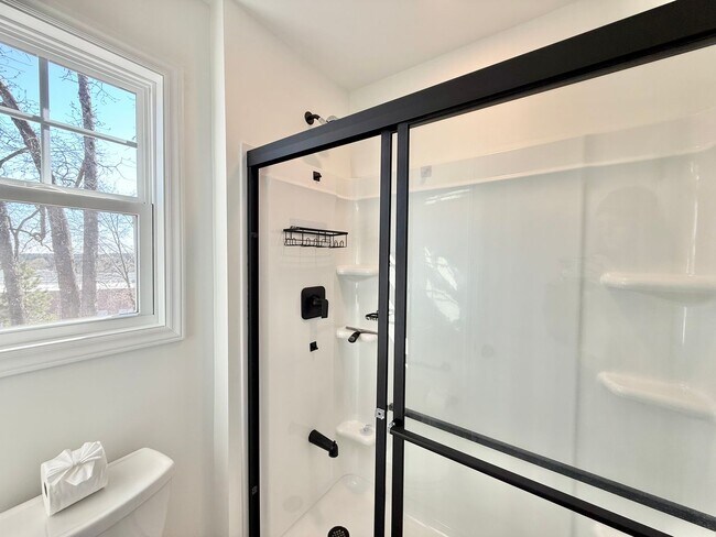 Building Photo - Newly Remodeled 3BD, 2BA Wake Forest Home on a Large, Private Lot with a Bonus Room and a Fenced ...