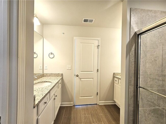 Building Photo - 334 Lanier Cir