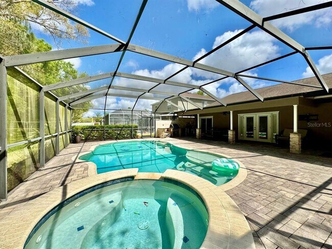 Building Photo - 13035 Royal George Ave