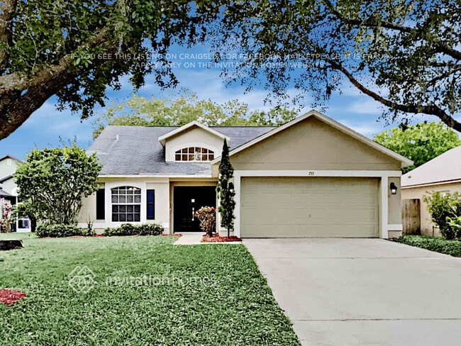 Building Photo - 733 Alto Pl