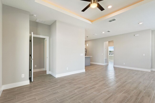 Building Photo - Deposit-Free! Modern, energy efficient hom...