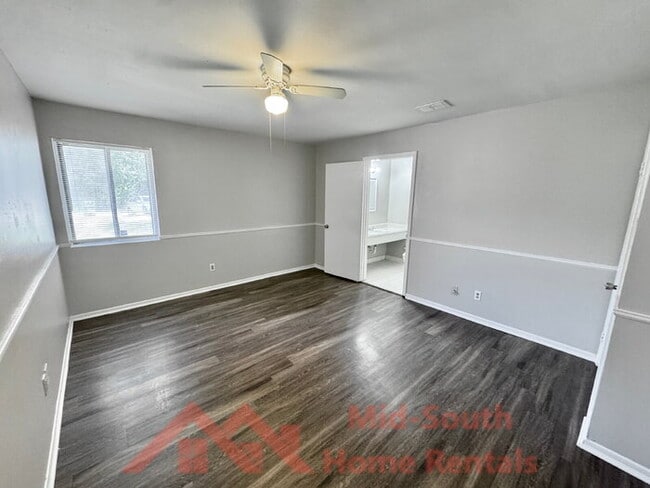 Building Photo - 4579 Buffer Dr