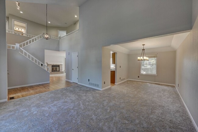 Building Photo - 1625 Flint Ct