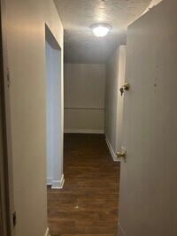Building Photo - 135 Hatton Ln