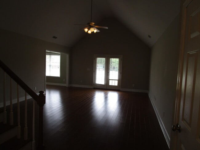 Building Photo - 6620 J J Roberts Dr