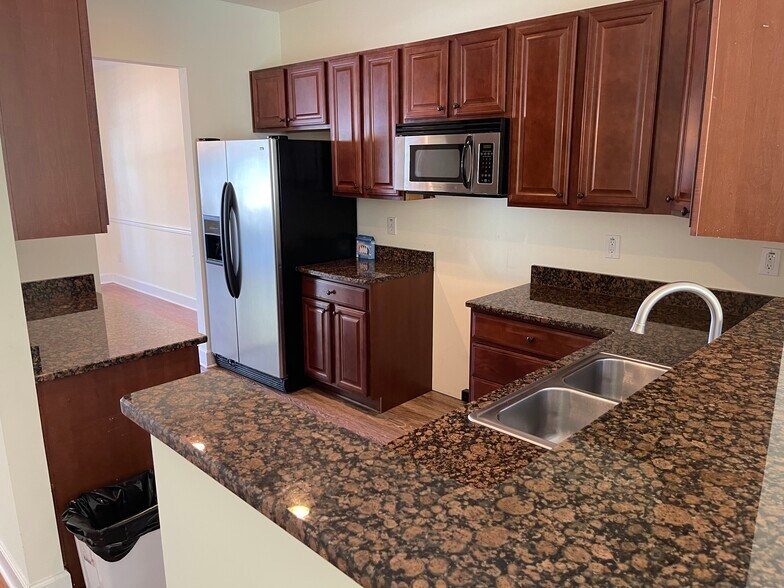 Building Photo - 1779 Brittlebush Ln