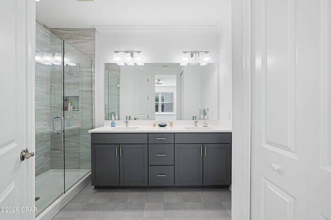 Building Photo - 8746 Sand dollar Dr