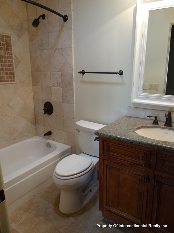 Building Photo - Coming Soon!! Remodeled Woodside Cottage w...