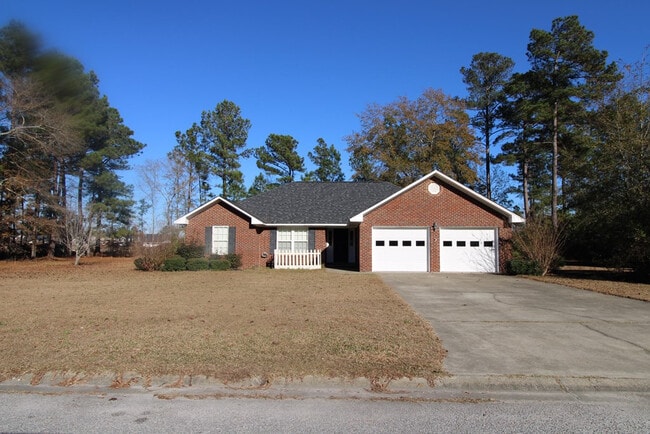 Building Photo - 305 Trillium Ln