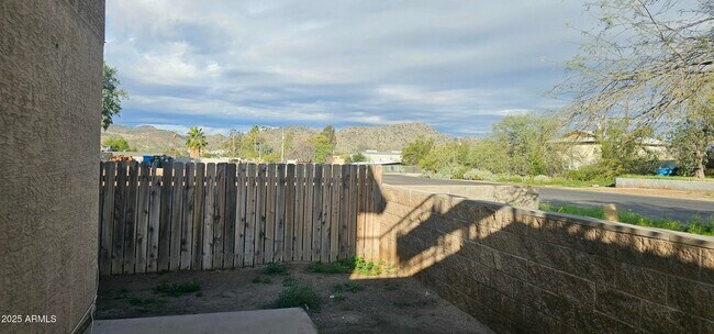 Building Photo - 1551 E Christy Dr