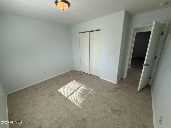 Building Photo - 1134 E 23rd St