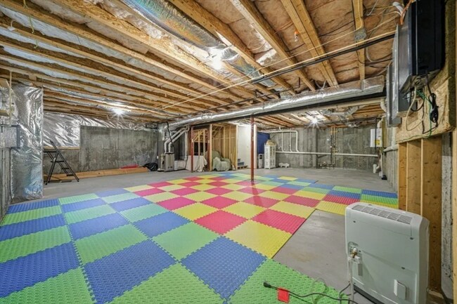 Building Photo - 5 Frostpane Ln