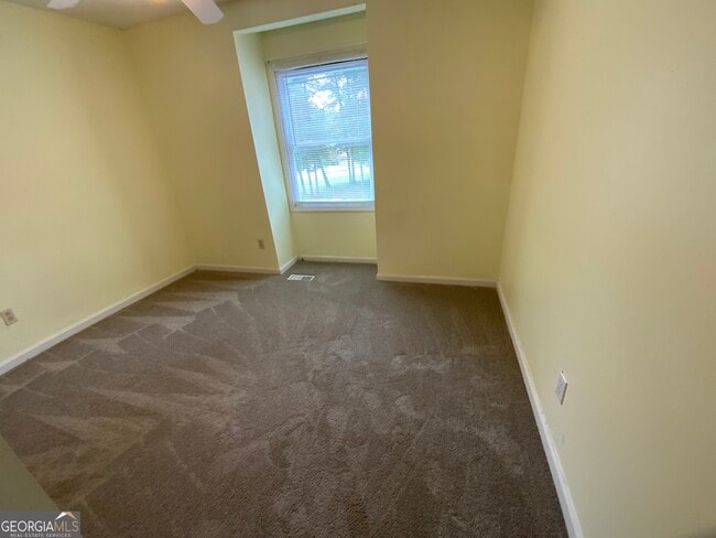 Building Photo - 8 Westridge Cir SW
