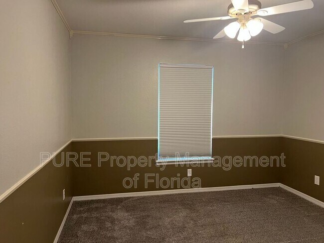 Building Photo - 112 Pecan Run