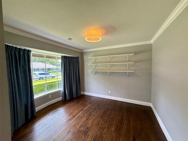 Building Photo - 13455 Mill Grove Ln