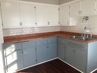 Building Photo - 24 N 60th St