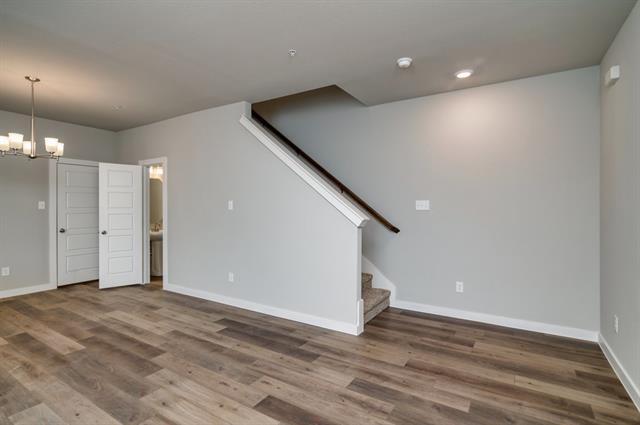 Building Photo - 711 Harvest Moon Dr