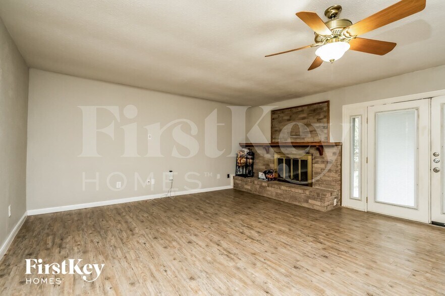 Building Photo - 5276 Sherman Dr