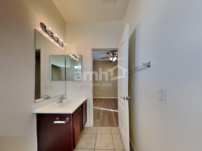 Building Photo - 3787 E Flower Ct