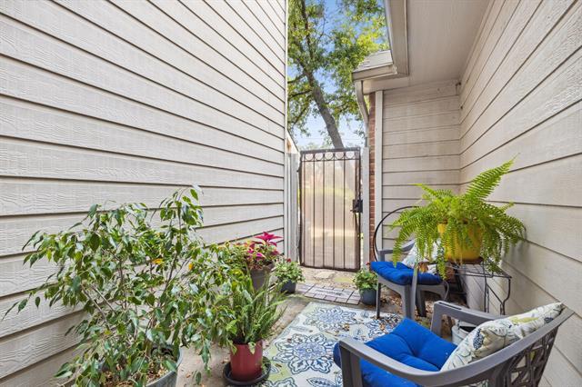 Building Photo - 4050 Frankford Rd