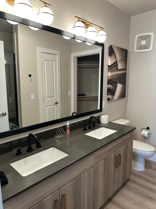 Building Photo - 12208 Tech Ridge Blvd