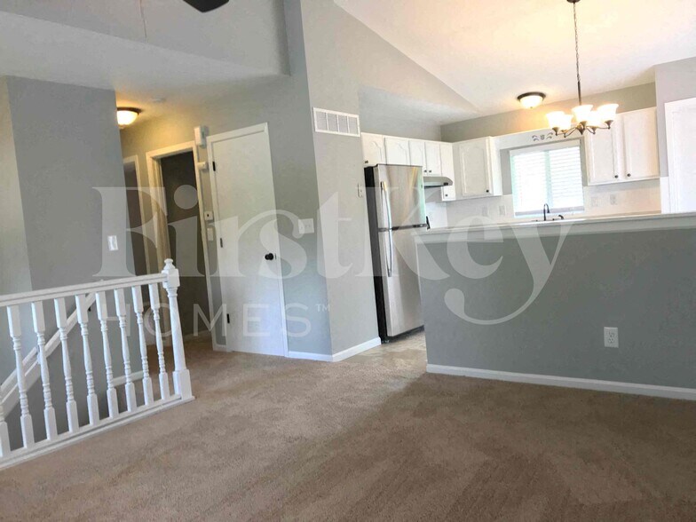 Building Photo - 66 Chip Dr