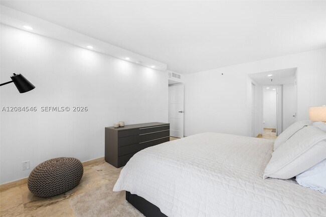 Building Photo - 2401 Collins Ave