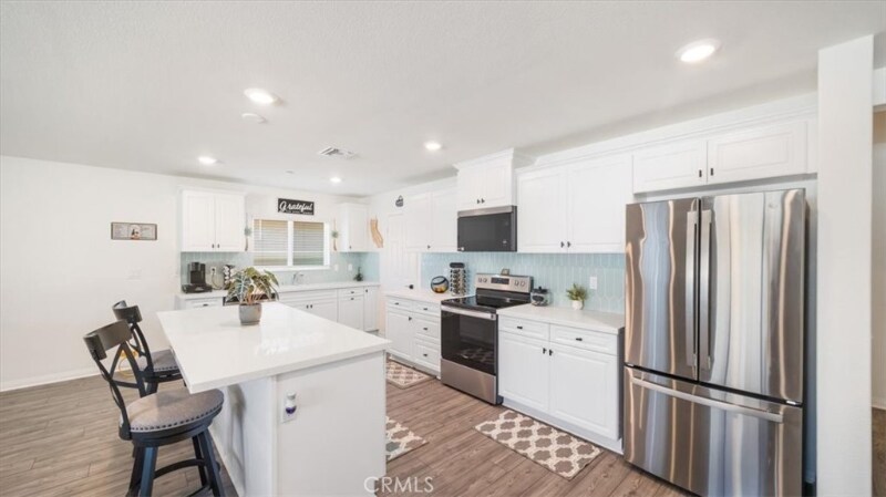 Building Photo - 28373 Deer Brush Dr