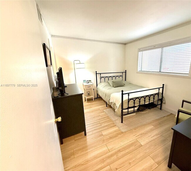 Building Photo - 7451 NW 16th St