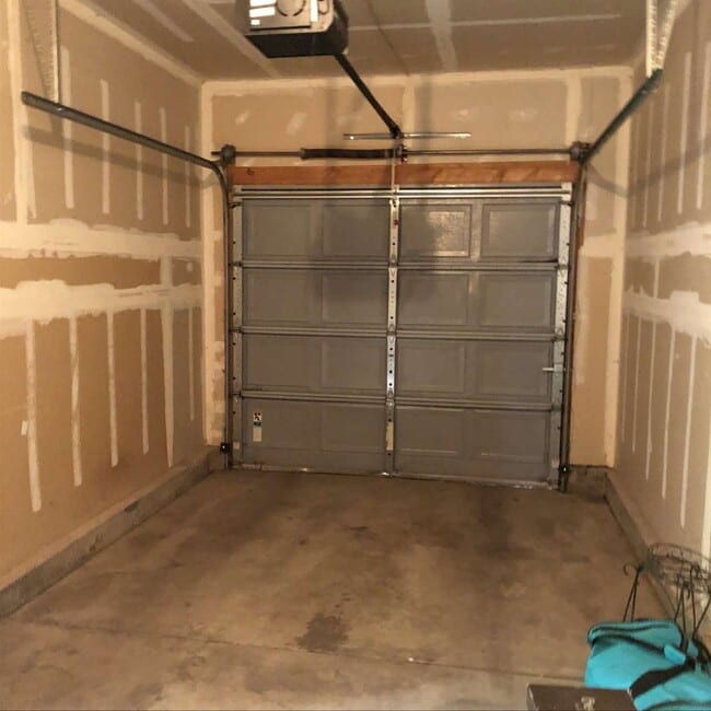 Building Photo - 4533 Starflower Dr