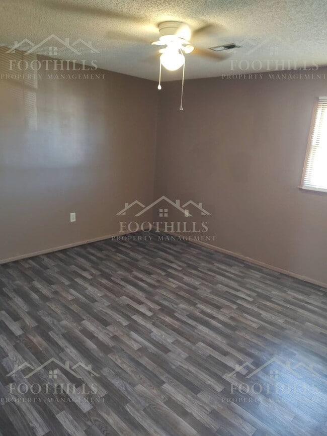 Building Photo - 118 New Prospect Church Rd