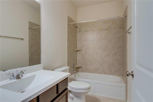 Building Photo - 511 Puerta Vallarta Ln