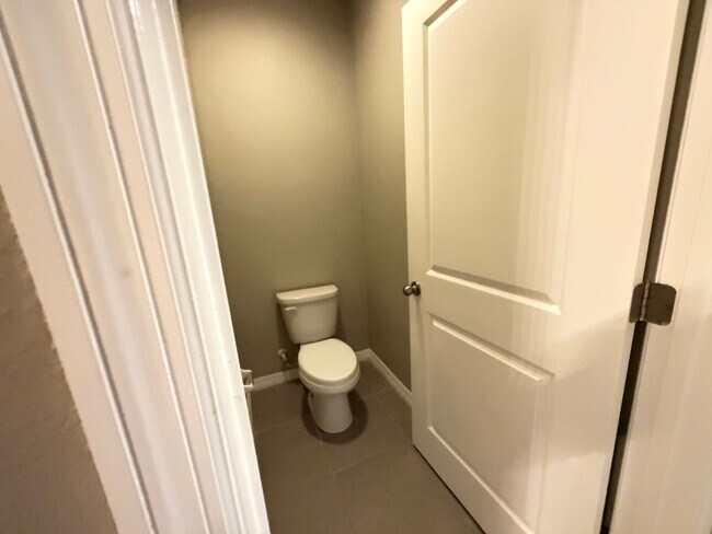 Building Photo - Wonderful 3 Bedroom, 2 Bathroom SMART Home in Wildwood!!
