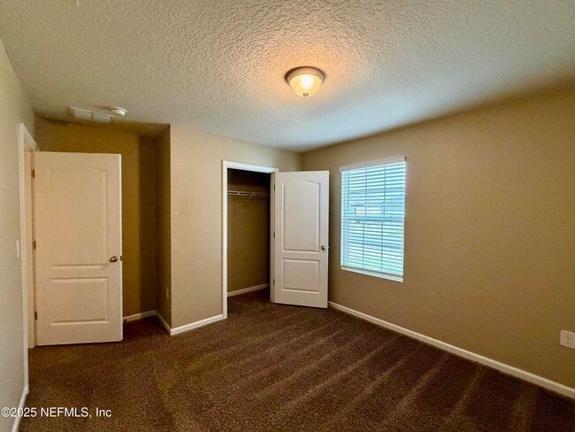 Building Photo - 3583 Sunfish Dr