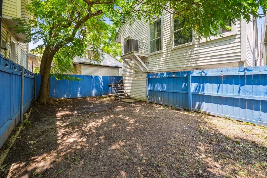 Building Photo - 3230 Palmyra St
